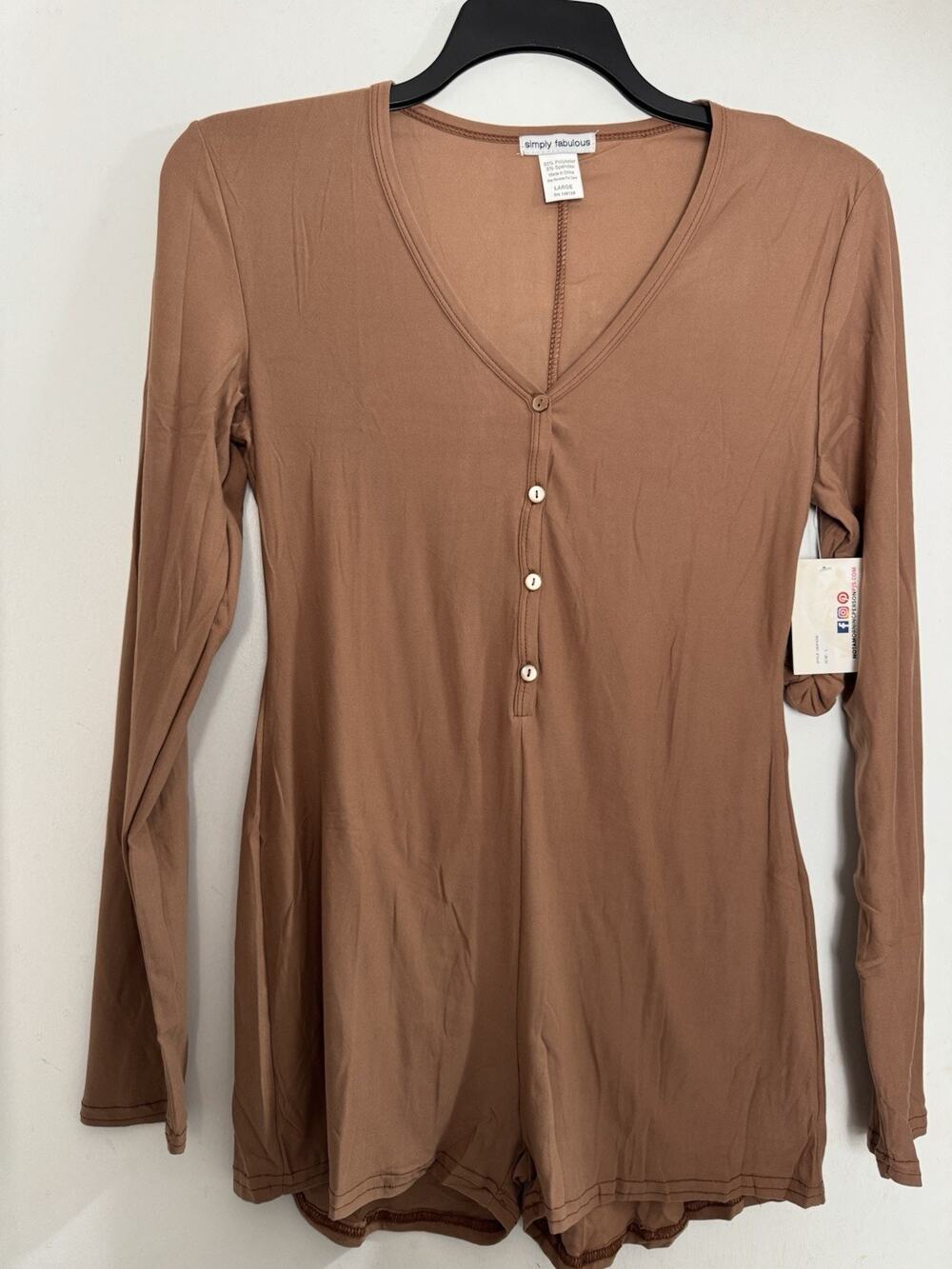 Simply Fabulous Women's “Long Weekend” Button Down Pajama Romper Large Scrunchie